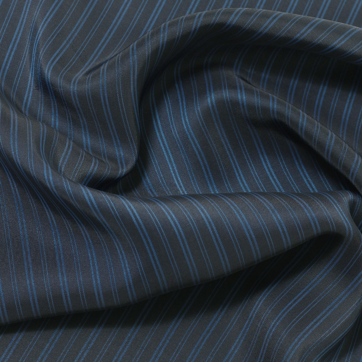 7190 | Pencil Stripe