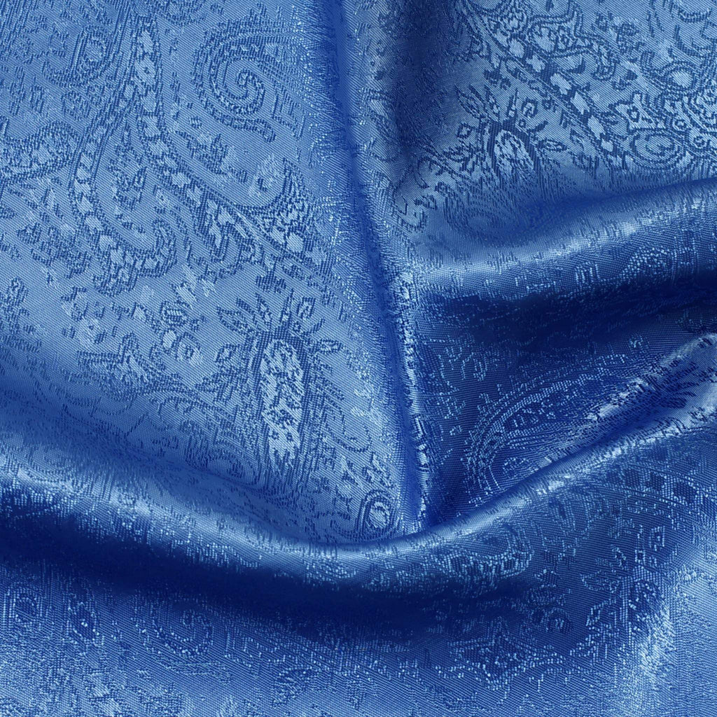 11433 | Medium Paisley Jacquard