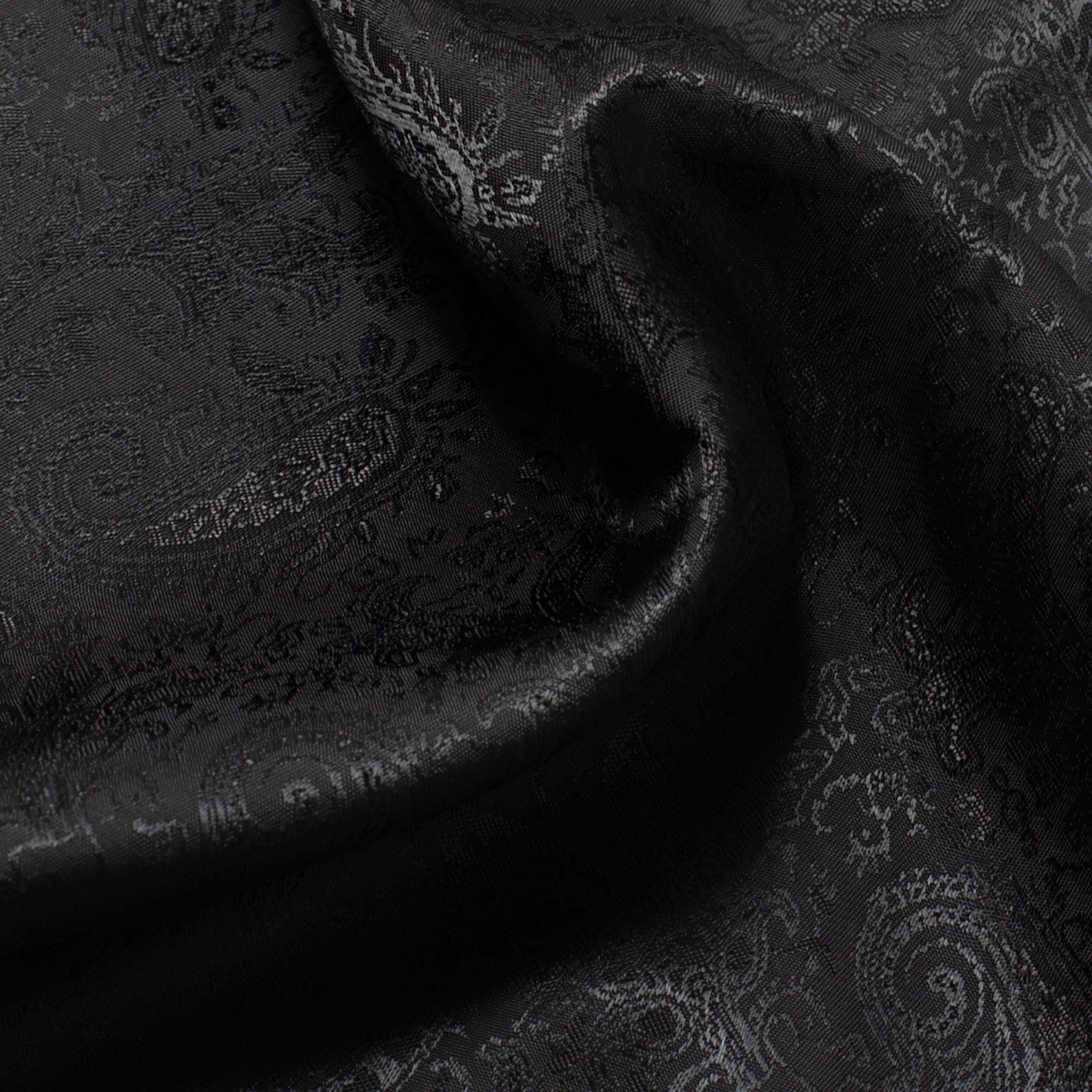 11433 | Medium Paisley Jacquard