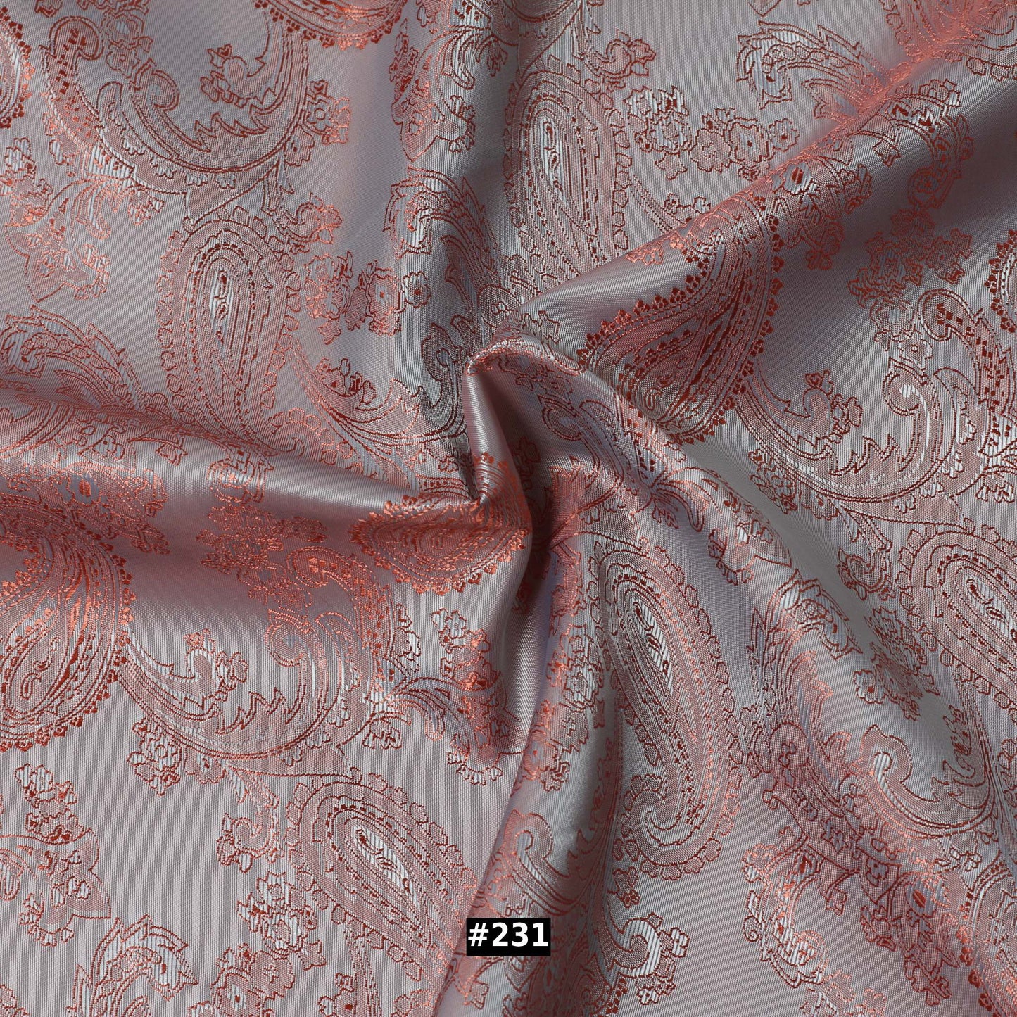 11455 | Large Paisley Jacquard