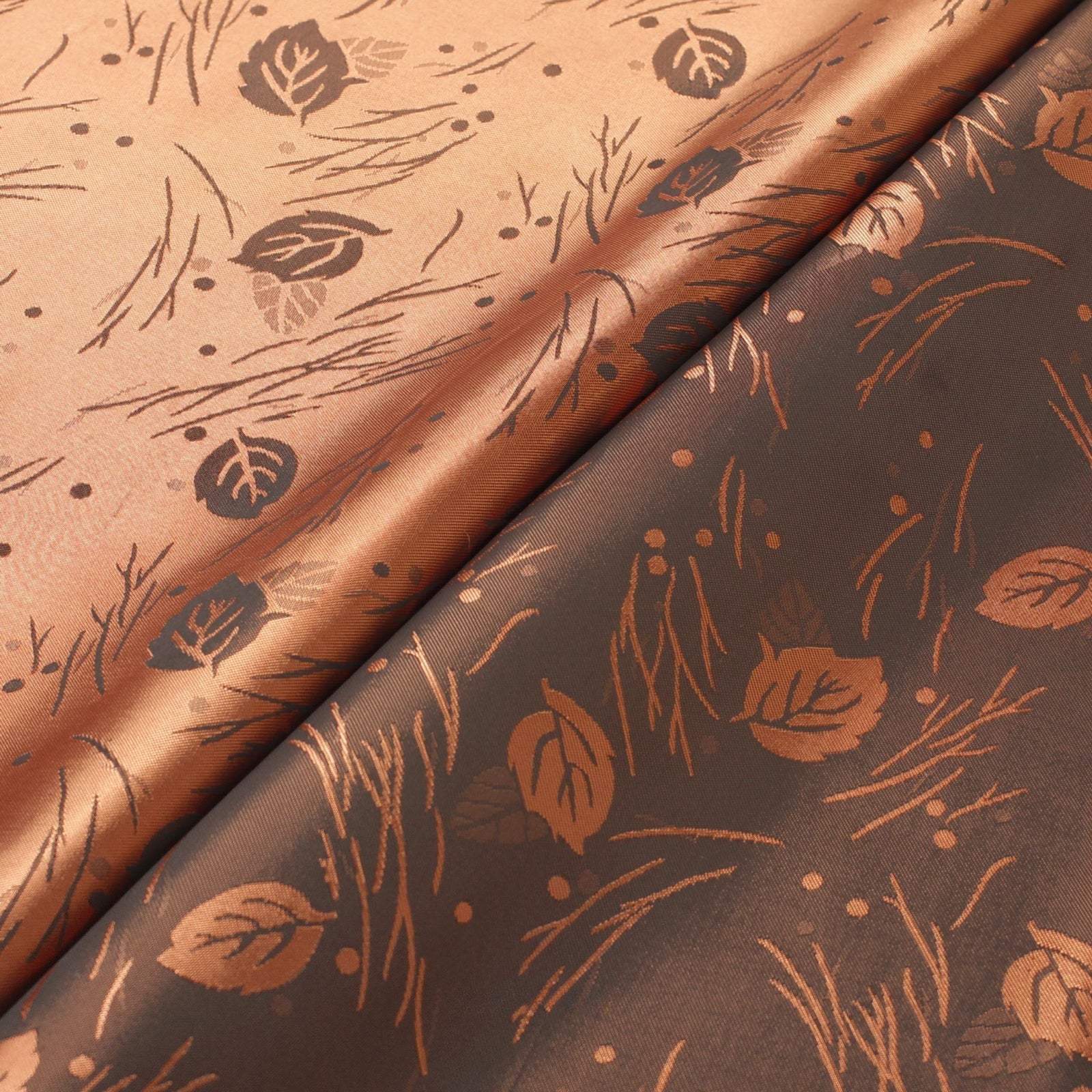 24021 | Leaf Pattern Jacquard