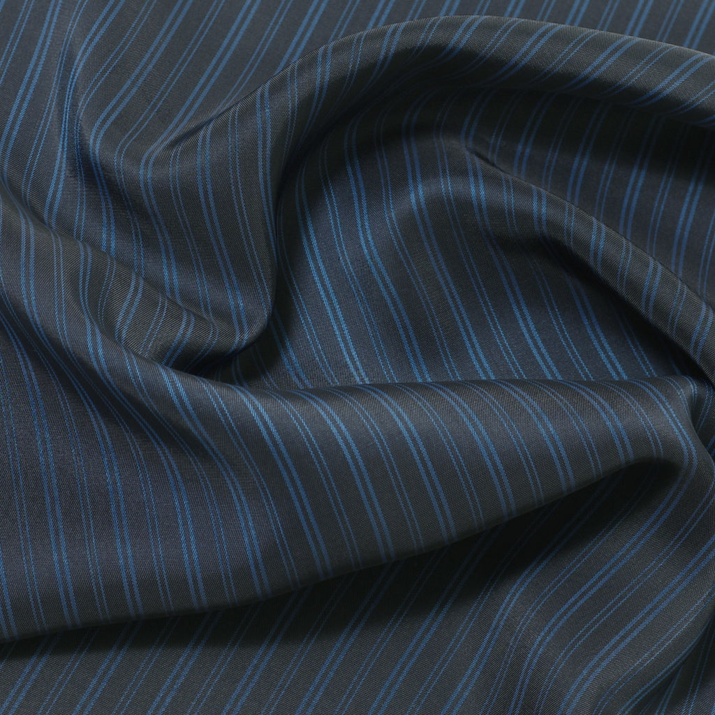 7190 | Pencil Stripe