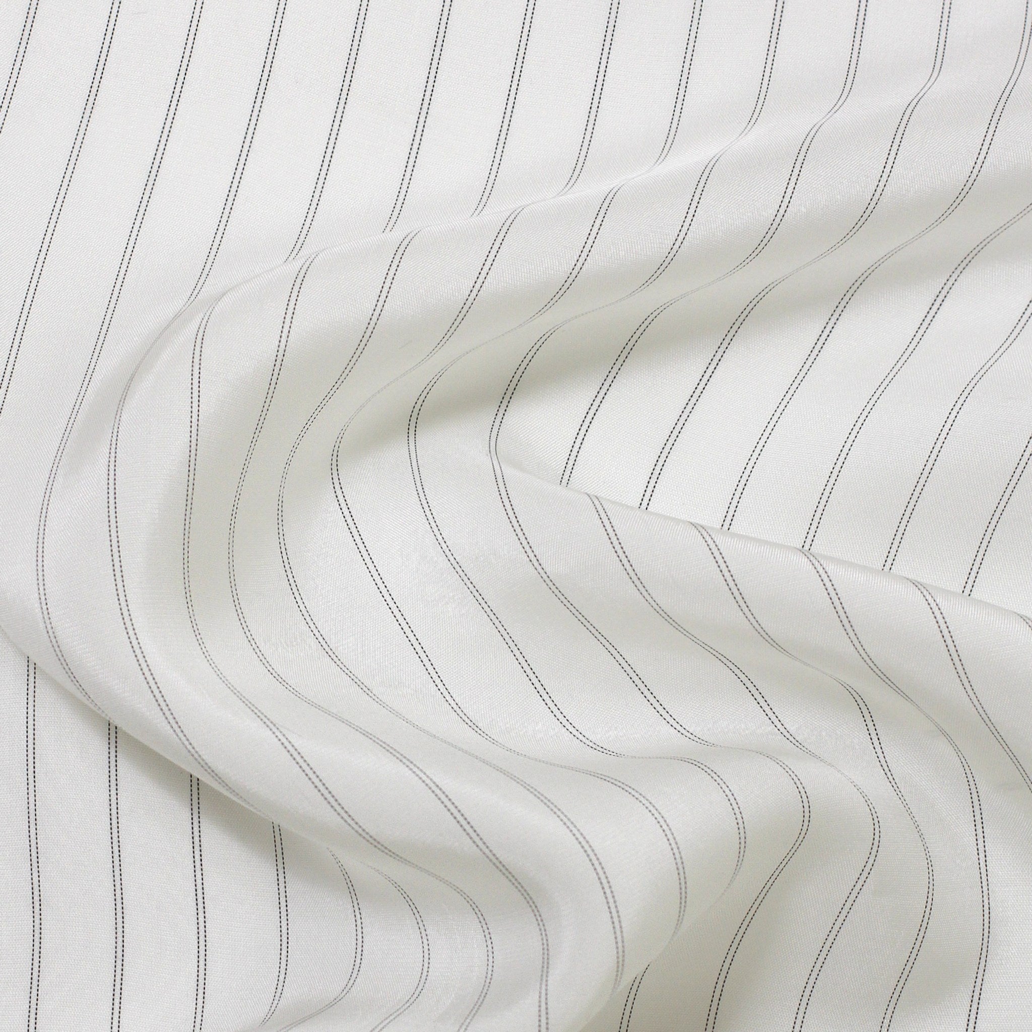 7740 | Pinstripe Lining
