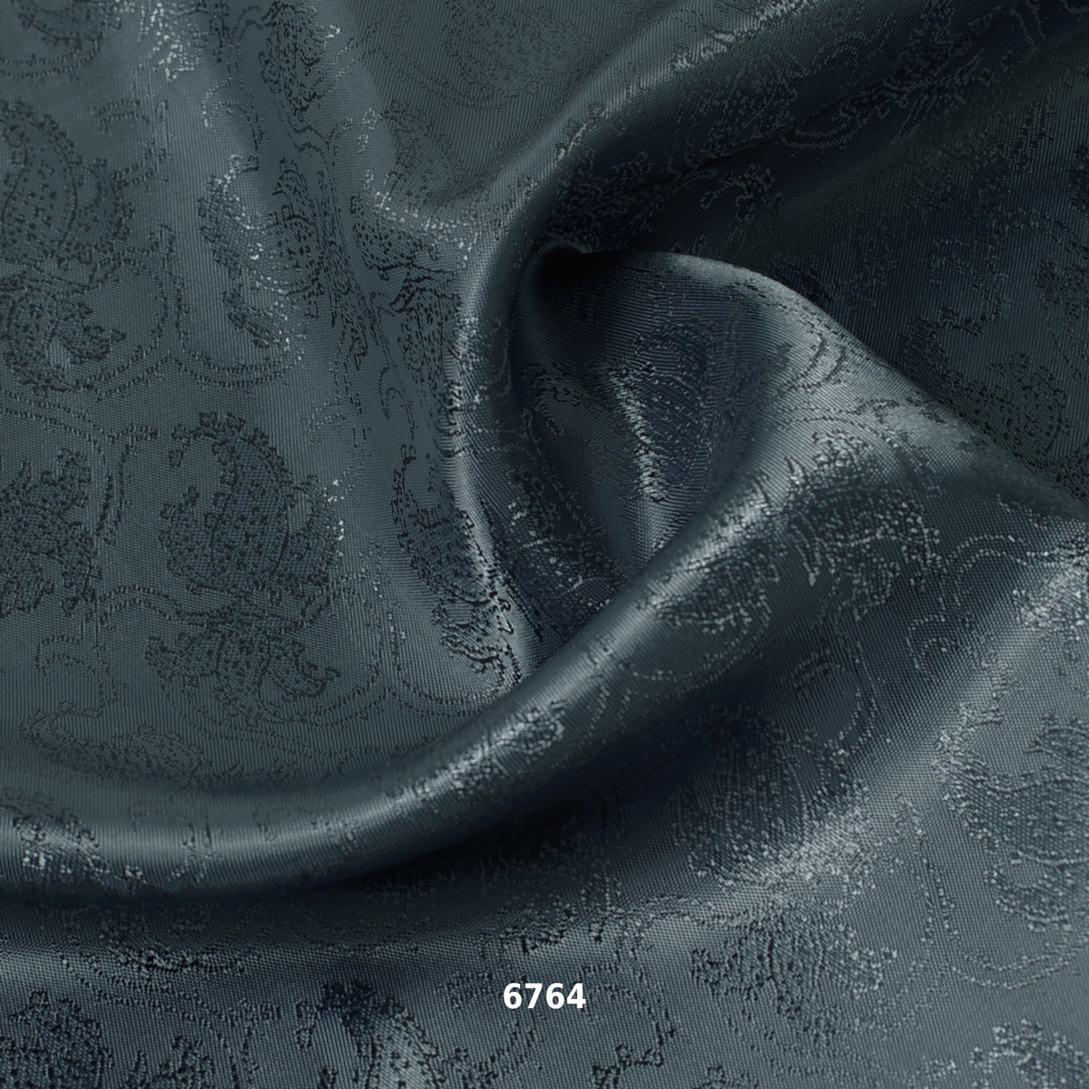 8161 | Petit Jacquard Paisley