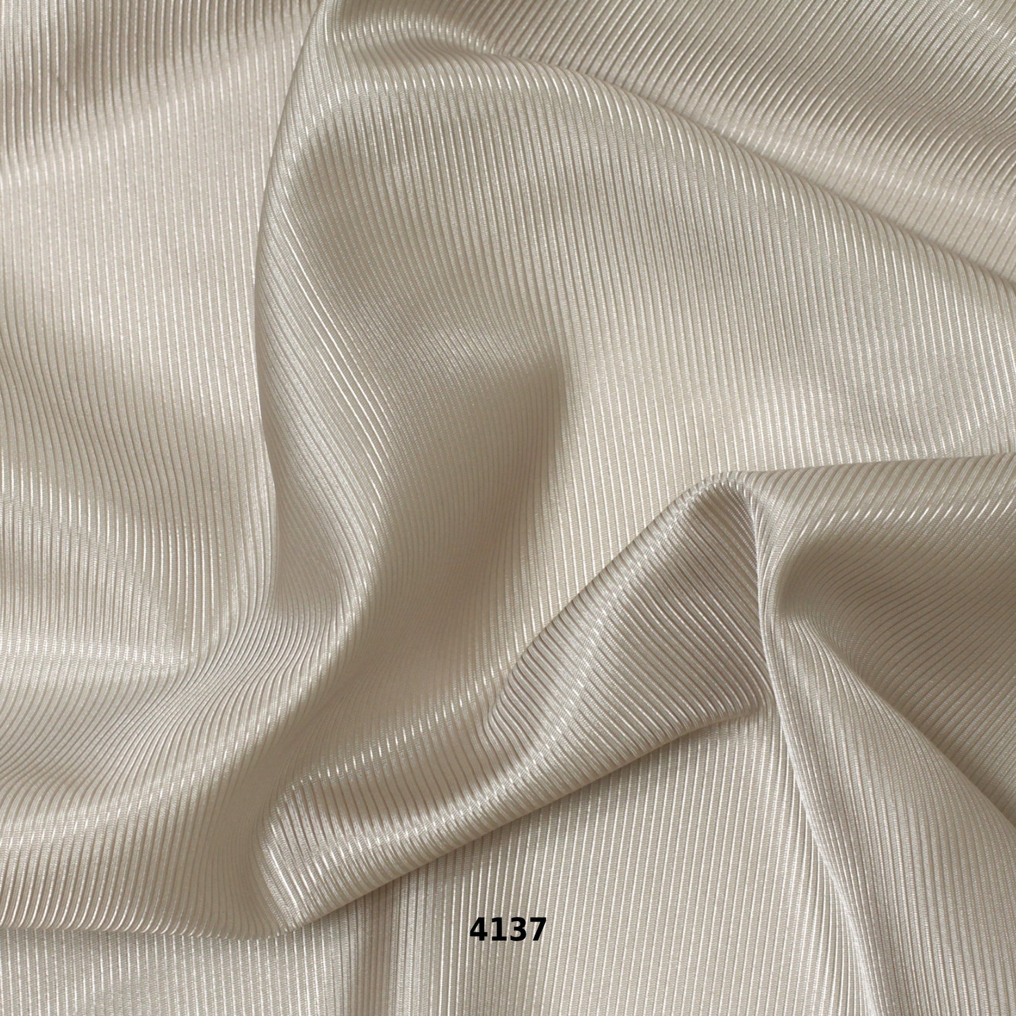 8518 | Façonné Diagonale