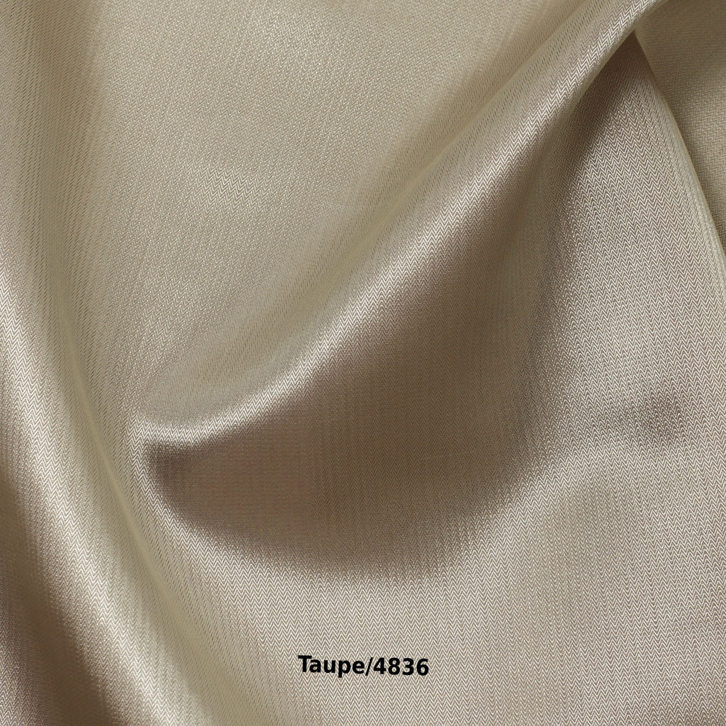 8673 | Dobby Lining
