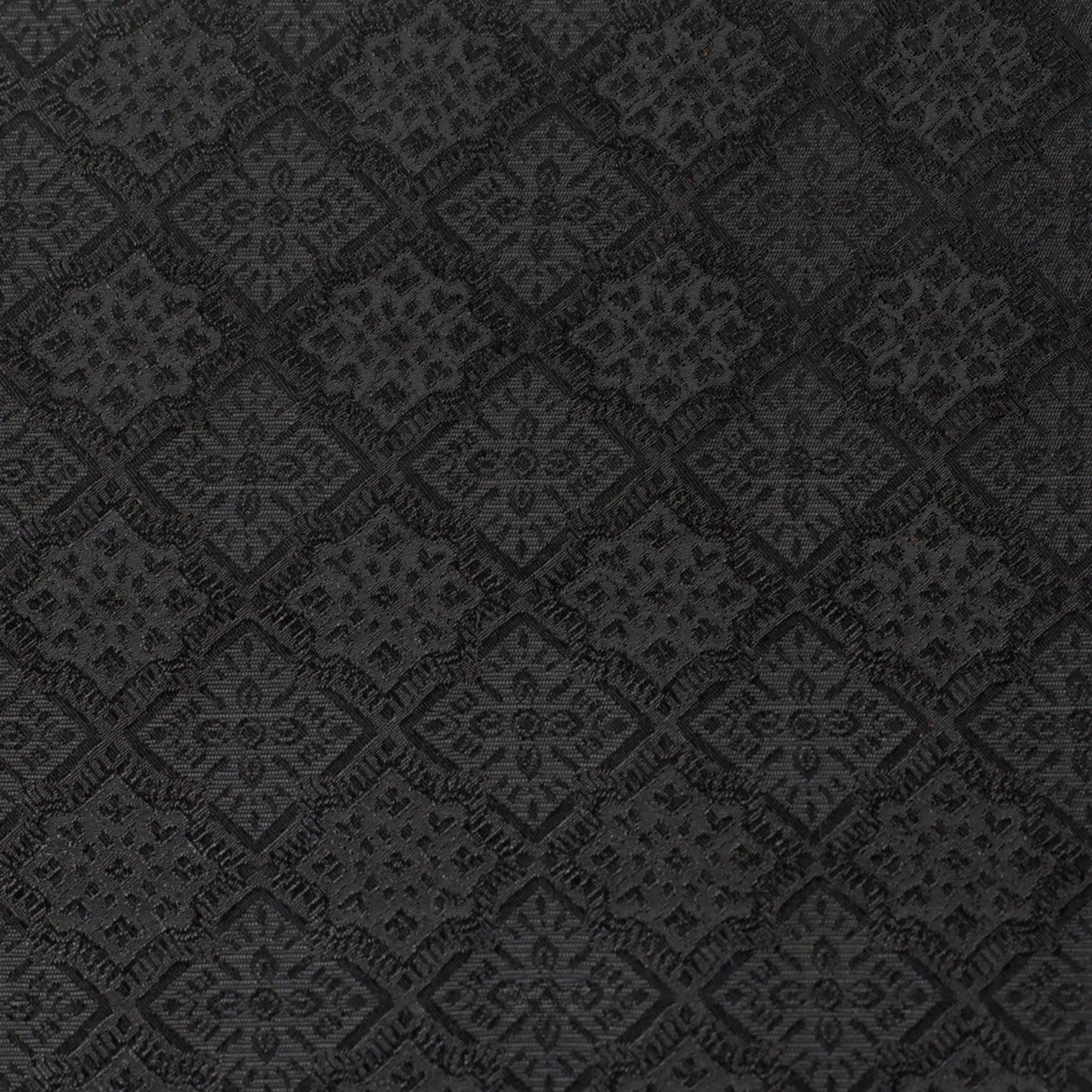 8965 | Diamond Pattern Jacquard