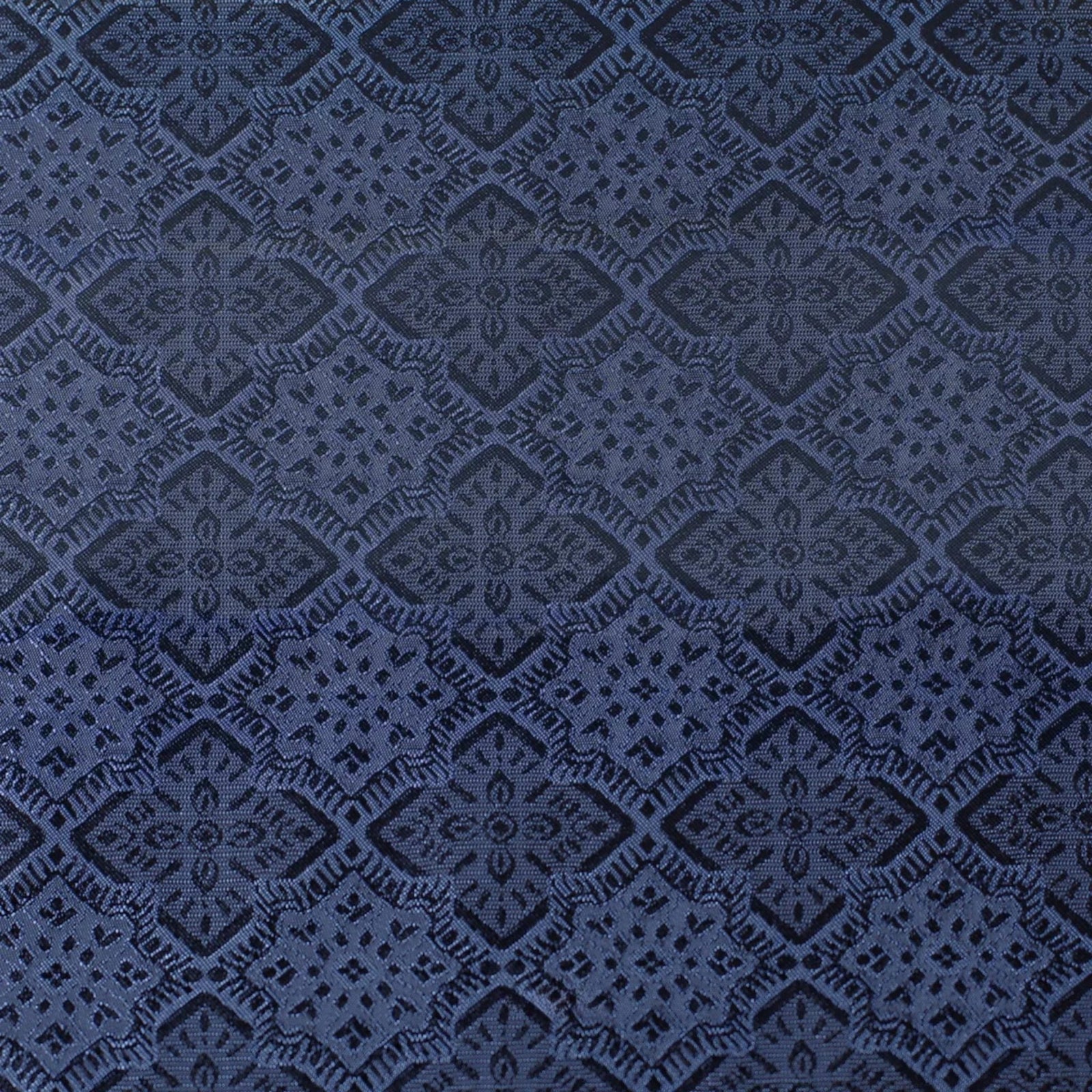 8965 | Diamond Pattern Jacquard